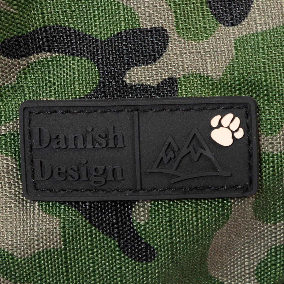 Danish Design 3-In-1 Dog Coat - Camo/Pink - Image 8