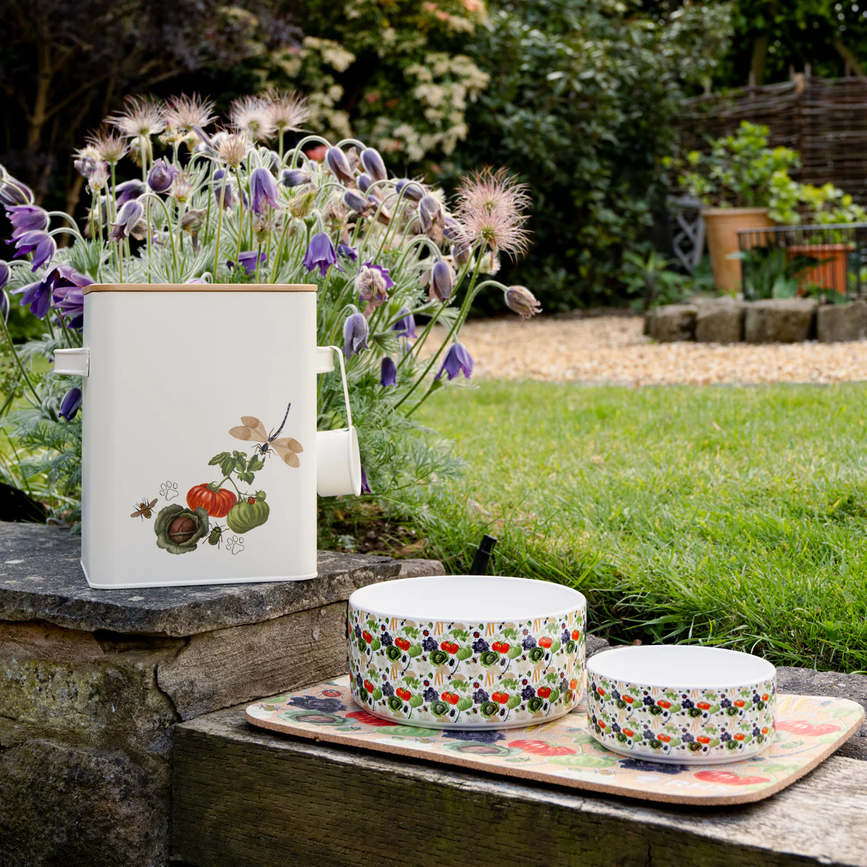 Royal Horticultural Society Pets in the Garden Ceramic Bowl - Image 10